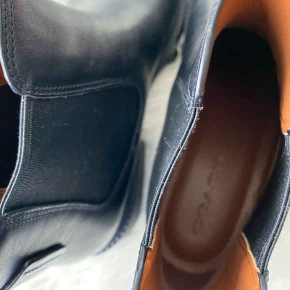 NWT COACH
Lyden Leather Chelsea Booties - Picture 10 of 11